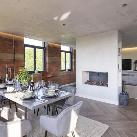 5-bedroom Luxury Duplex Penthouse Apartament *