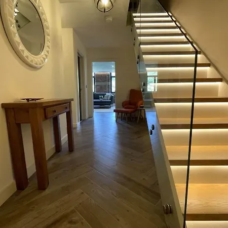 5-bedroom Luxury Duplex Penthouse