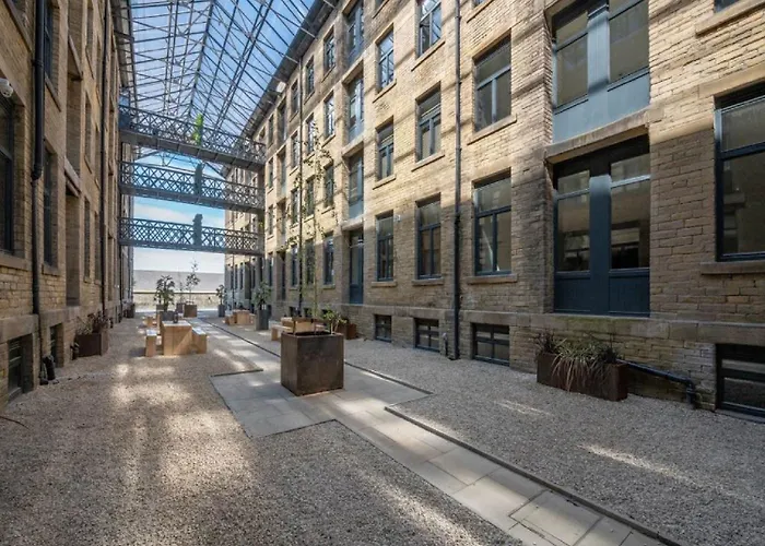 5-bedroom Luxury Duplex Penthouse *