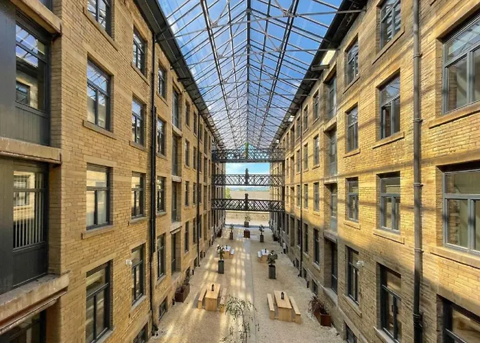 Apartment 5-bedroom Luxury Duplex Penthouse Bradford (West Yorkshire)