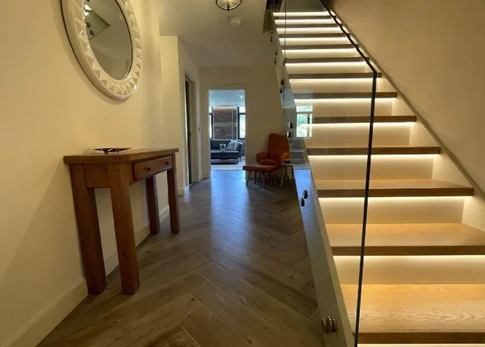 5-bedroom Luxury Duplex Penthouse