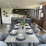Apartment 5-bedroom Luxury Duplex Penthouse