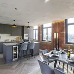 Apartment 5-bedroom Luxury Duplex Penthouse *